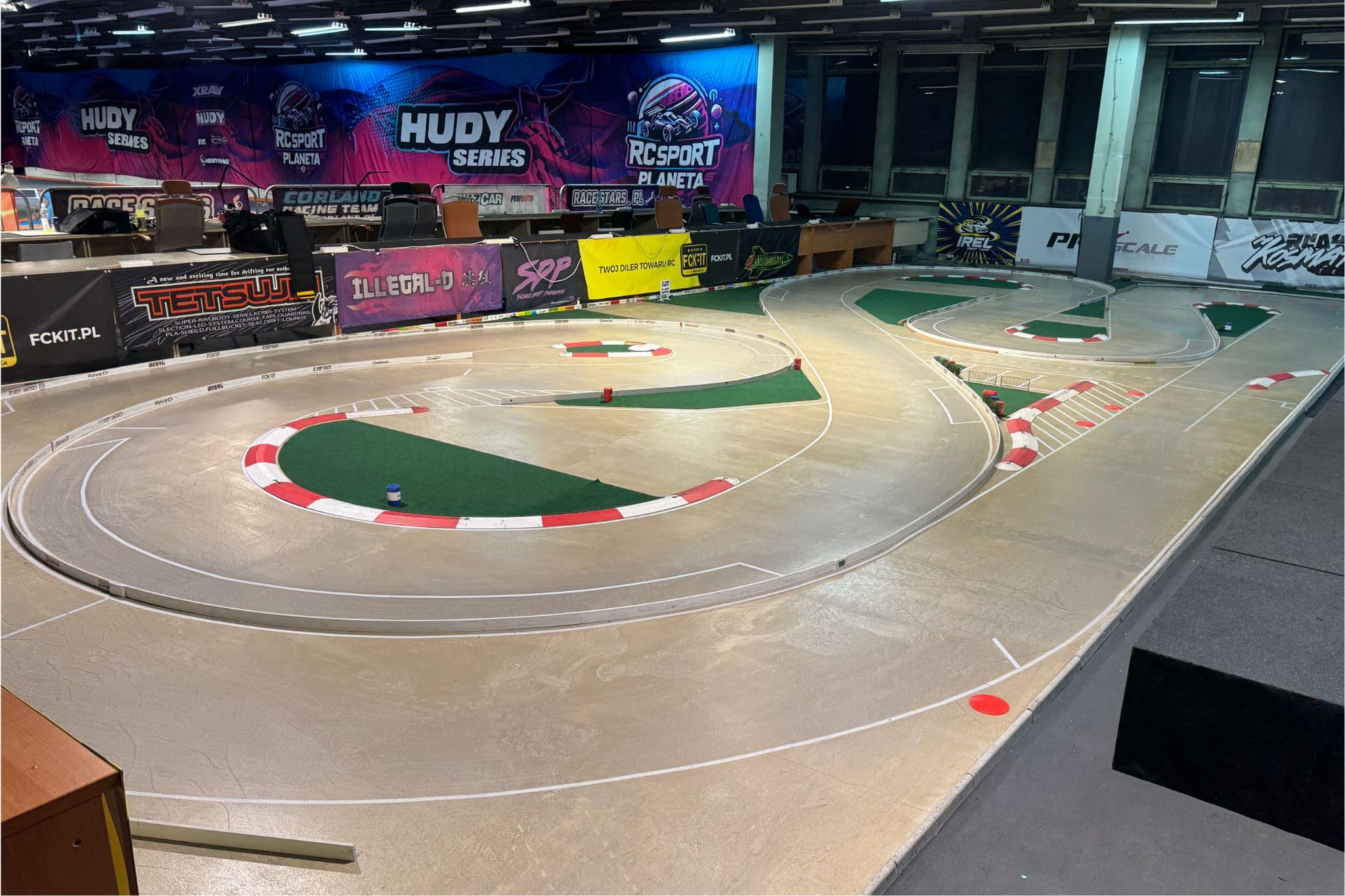 Tor drift RC 105 m² w skali 1:10, Pabianice
